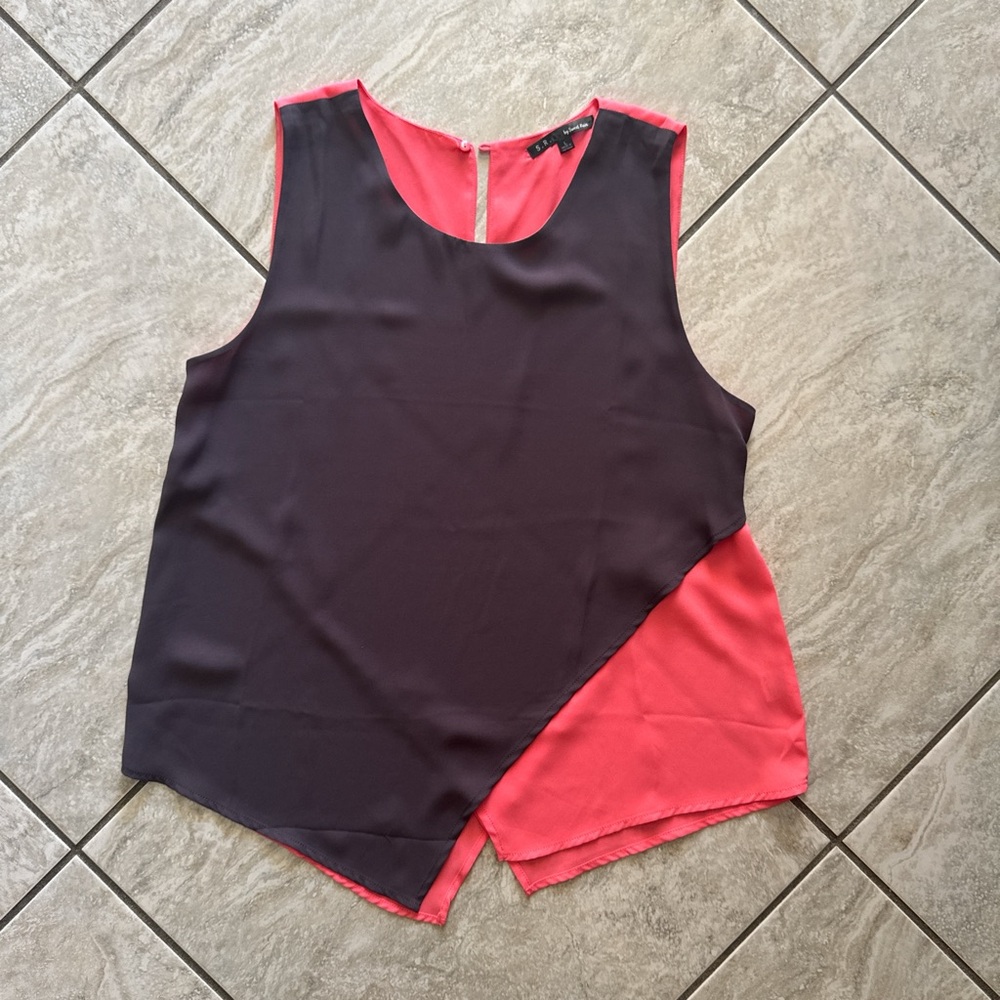 Sleeveless Women's Top